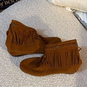 Minnetonka Brown Fringe Ankle Boots